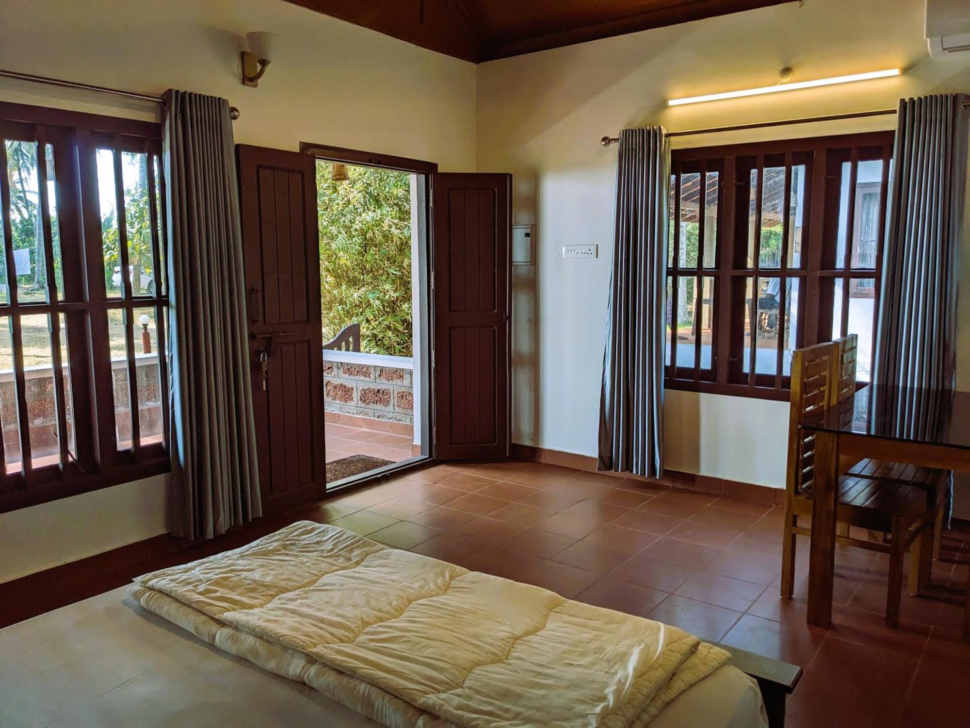 Baycliff Cottages Varkala Esterno foto